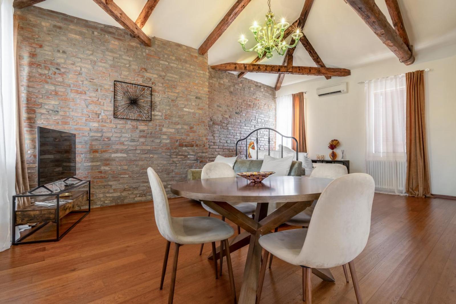 Apartment Duomo With Canal View
